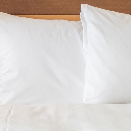 Holiday Inn Express & Suites Oshawa Downtown - Toronto Area By Ihg Luaran gambar