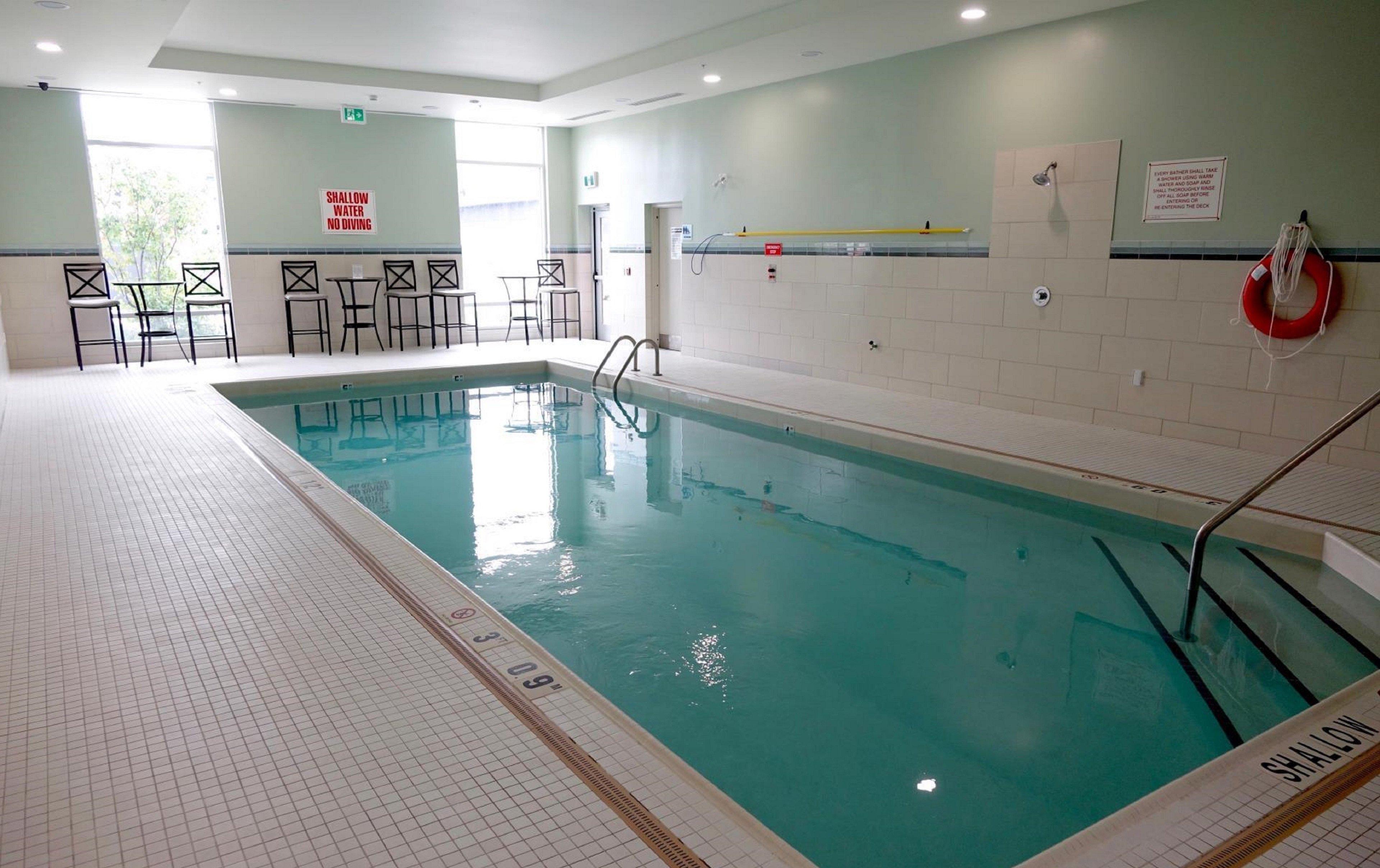 Holiday Inn Express & Suites Oshawa Downtown - Toronto Area By Ihg Luaran gambar